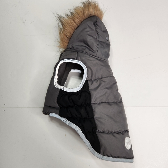 Simply Wag Puffy Dog Coat Small Faux Fur Hood Snapback Reflective Harness Hole - Picture 1 of 15